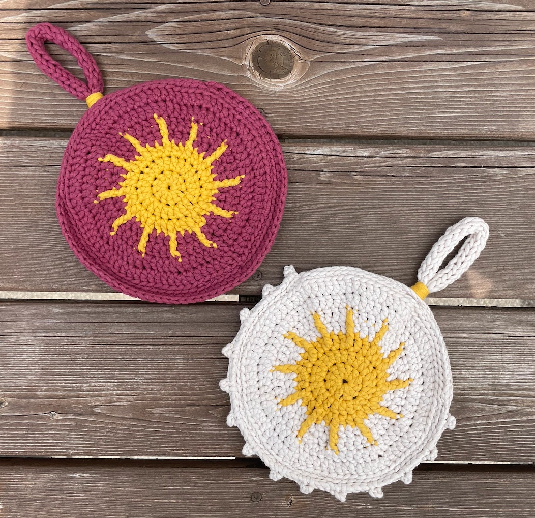 The Sunny Wristlet - Crochet Pattern